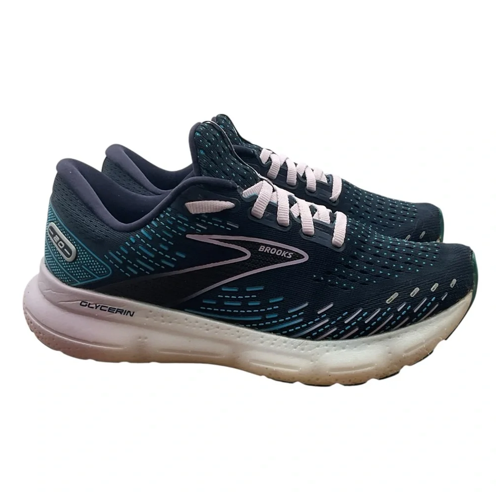 Brooks sleek navy